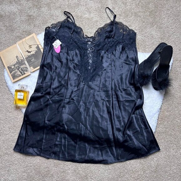 Gorgeous Fredericks of Hollywood slip dress/chemise - Picture 7 of 11